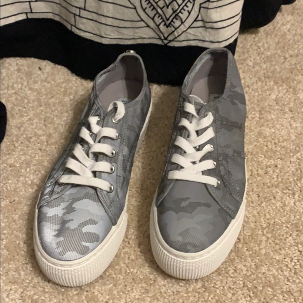 Camo reflective Steve Madden sneakers